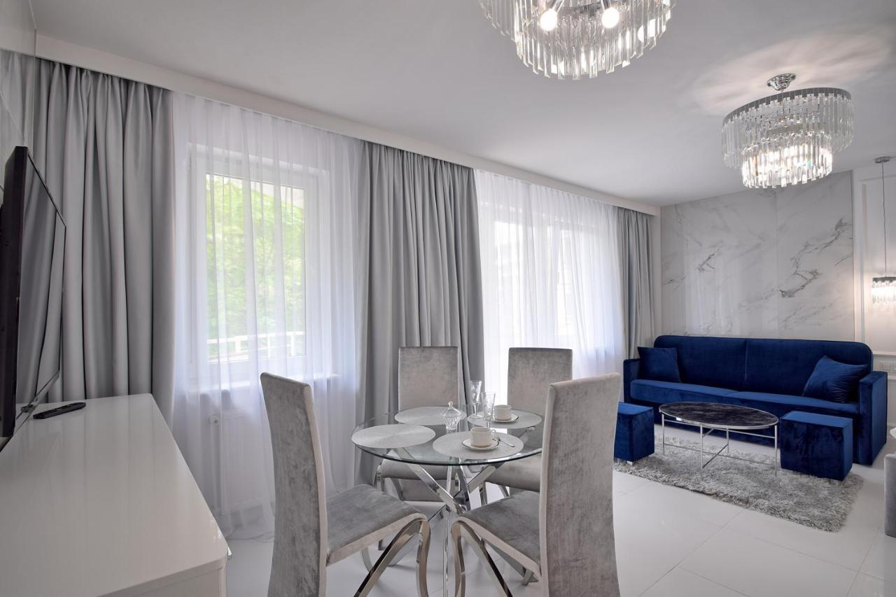 Crystal Apartament 80M Od Plazy, Przy Latarni Morskiej Kołobrzeg Esterno foto